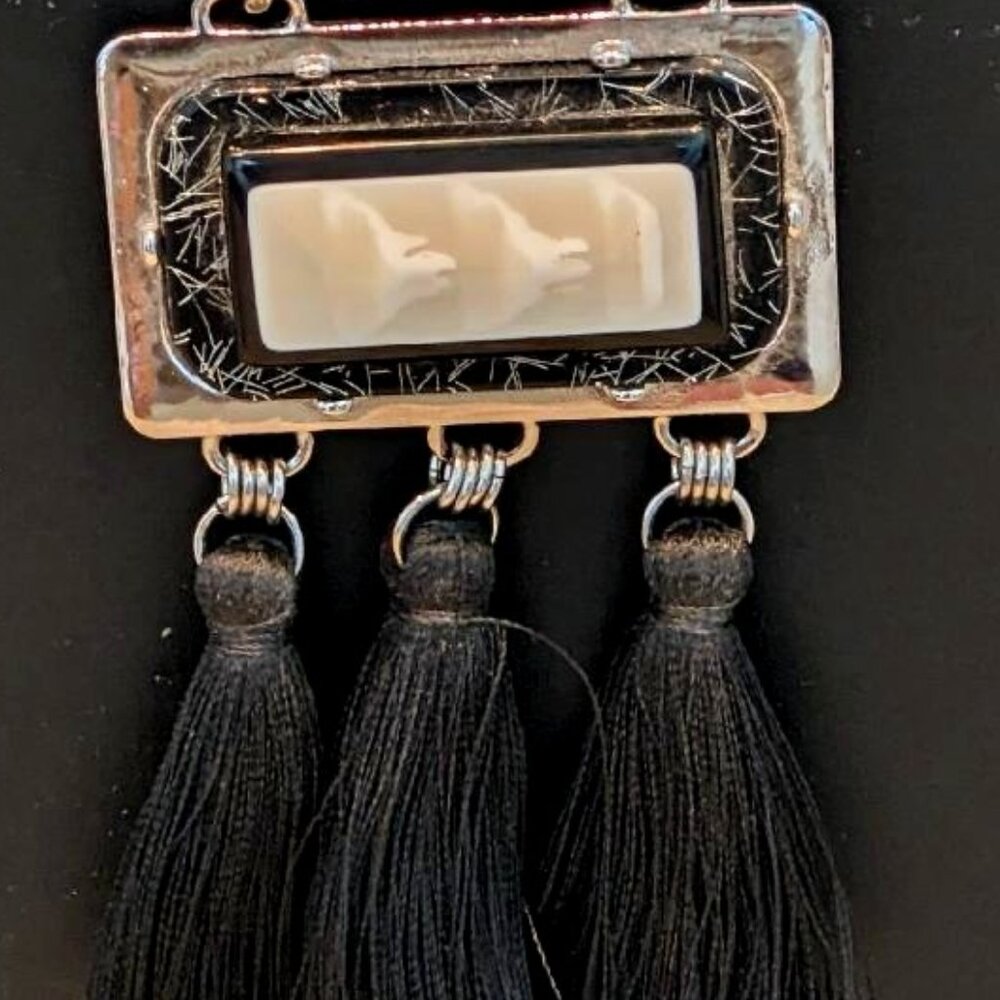 Statement Necklace with Mother of Pearl & Tassels - Picture 2 of 4